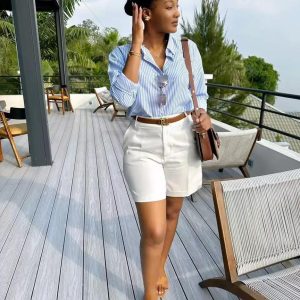 Short " Shanel " Basics Marley