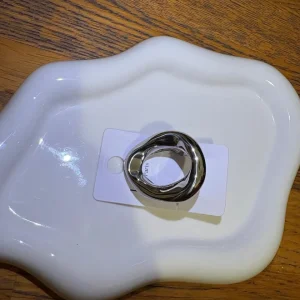 Bague minimaliste ondulé