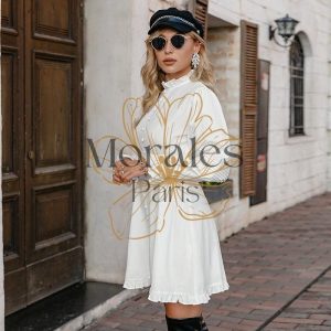 Vieille Robe Blanche Manches Longues
