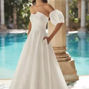 Robe Azaly – Adriana Alier