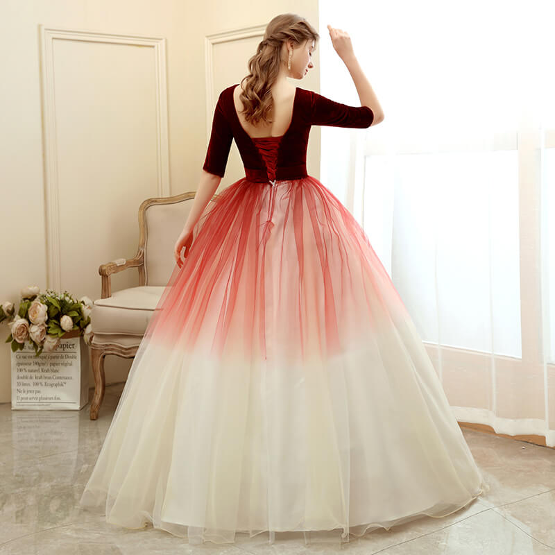 Robe de Princesse Volumineuse - Image 4