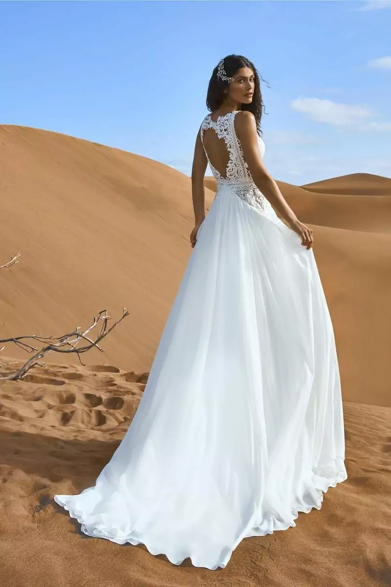Robe Halong – Pronovias – Image 3