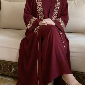 Abaya Kimono Bordeaux avec broderie