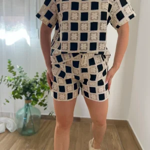 LE SHORT BRODÉ NOIR & ECRU