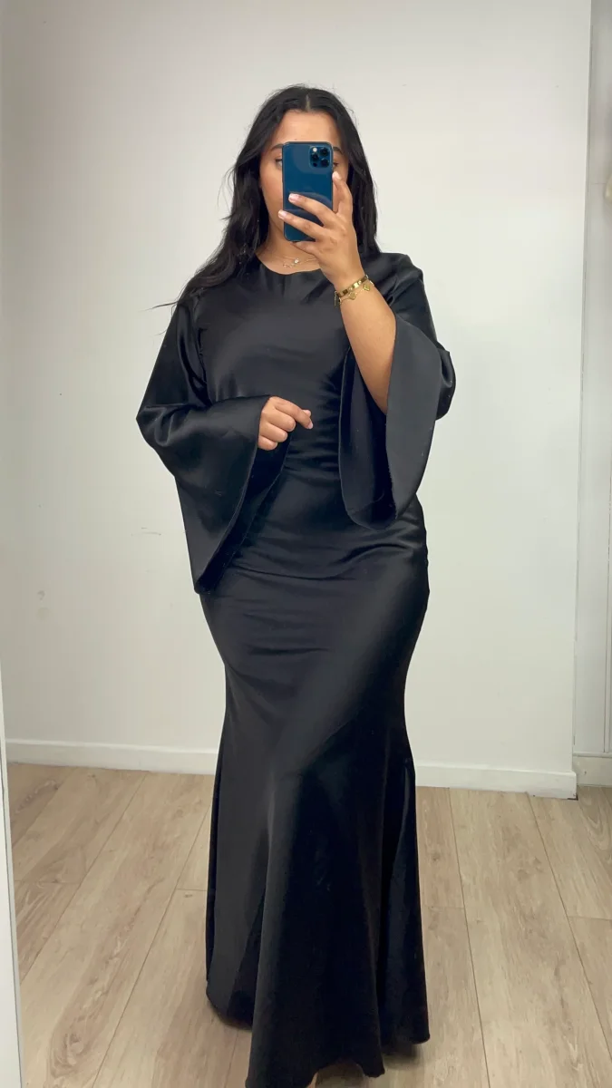 Robe Esmeralda Noire