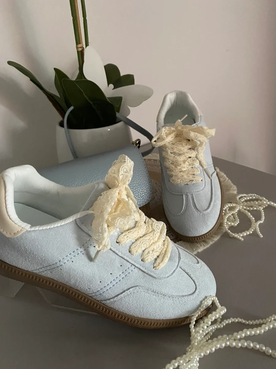 BASKETS A LACETS DENTELLE ET BIJOUX BLEU CIEL 36/37/38/39/40/41 – Image 3