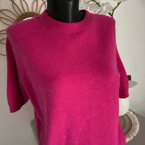 PULL CORINNE MANCHES COURTES  FUSHIA  TU 36/42