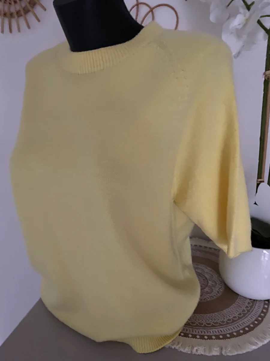 PULL CORINNE MANCHES COURTES JAUNE PALE TU 36/42 – Image 5
