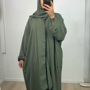 Abaya ample avec voile intégré Kaki