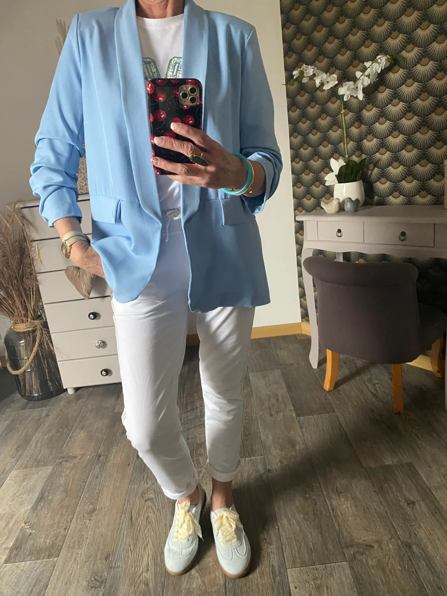 VESTE BLAZER MANCHES TROIS QUART PLISSE BLEU CIEL TU 36/42 – Image 3