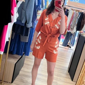 Short terracotta brodé