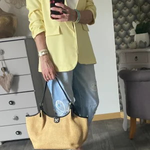 VESTE BLAZER MANCHES TROIS QUART  PLISSE  JAUNE PALE   TU 36/42