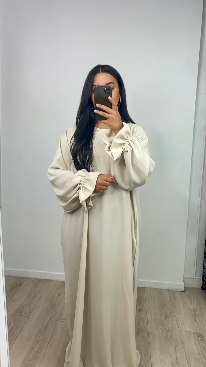 Abaya manche tulipe Kamila Crème