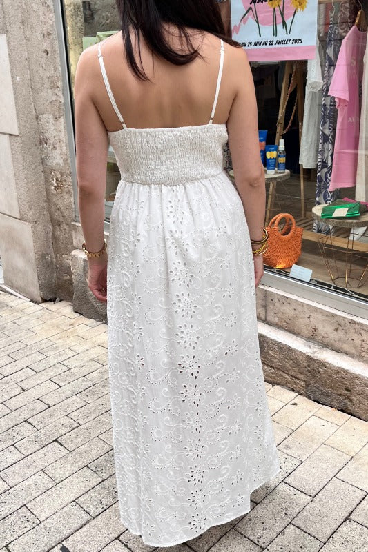 Robe longue blanche brodée – Image 4