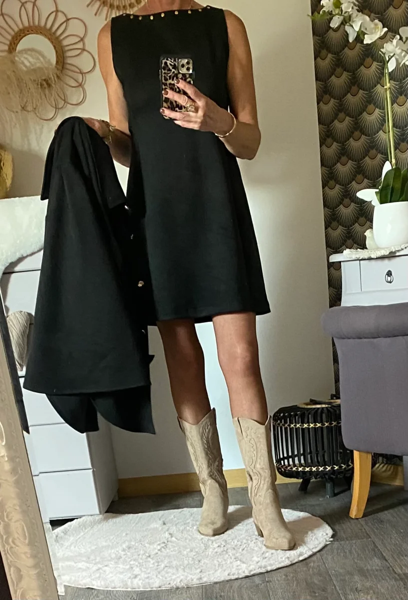 ROBE SCHAMING NOIRE TAILLE M - Image 9