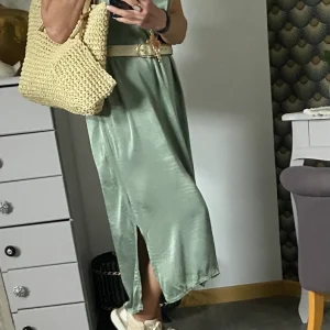 ROBE SOIE KAKI 40/44 petit 46