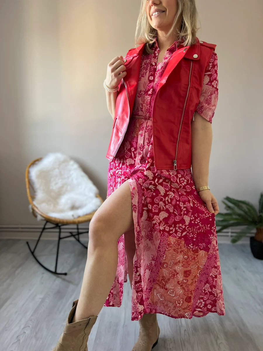 LE PERFECTO SANS MANCHE EN SIMILI ROUGE – Image 4