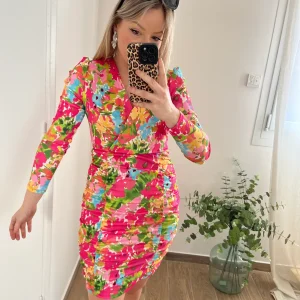 LA ROBE PRINTEMPS ROSE