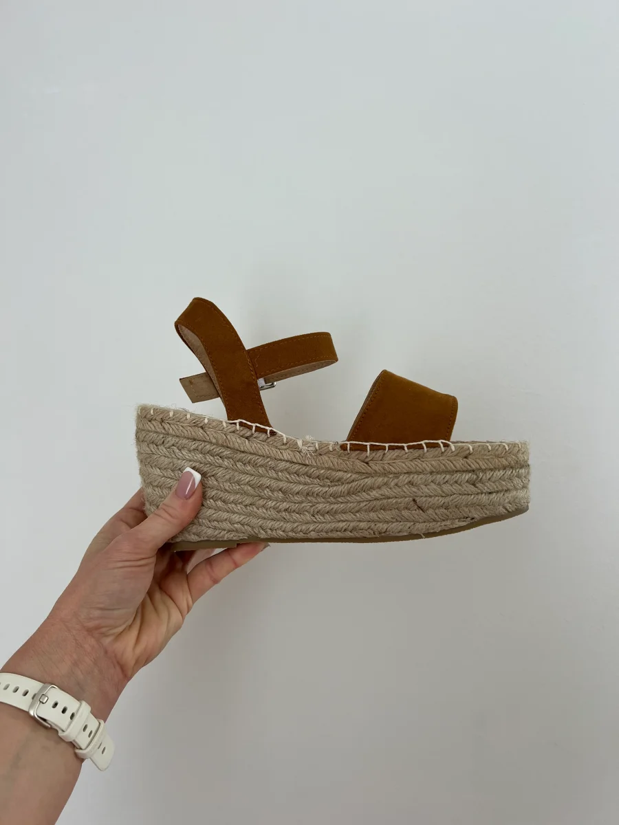 LES SANDALES COMPENSÉES CAMEL - Image 7