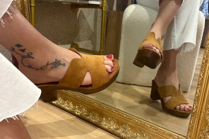 Sabot à talon camel