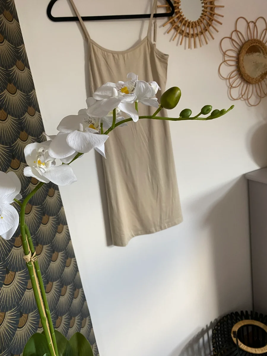 FOND DE ROBE BEIGE TU 36/40 - Image 2