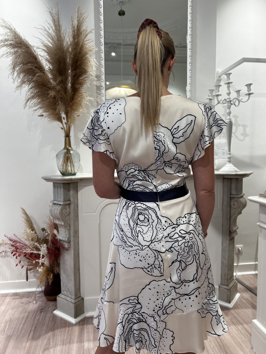 Robe 3/4 en satin Linéa Raffaelli Taille 42 - Image 6