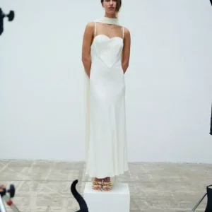 Robe Noves – UniParis