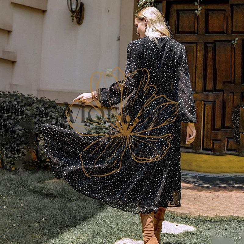 Robe Noire Brodée - Image 6