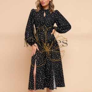 Robe Noire À Pois Et À Manches Longues