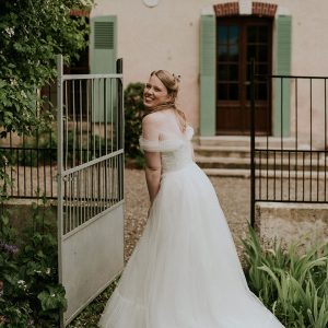 Robe Pixie – White One