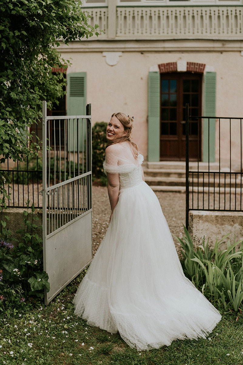 Robe Pixie – White One