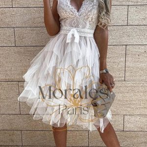 Robe courte blanche bohémienne plissée en dentelle