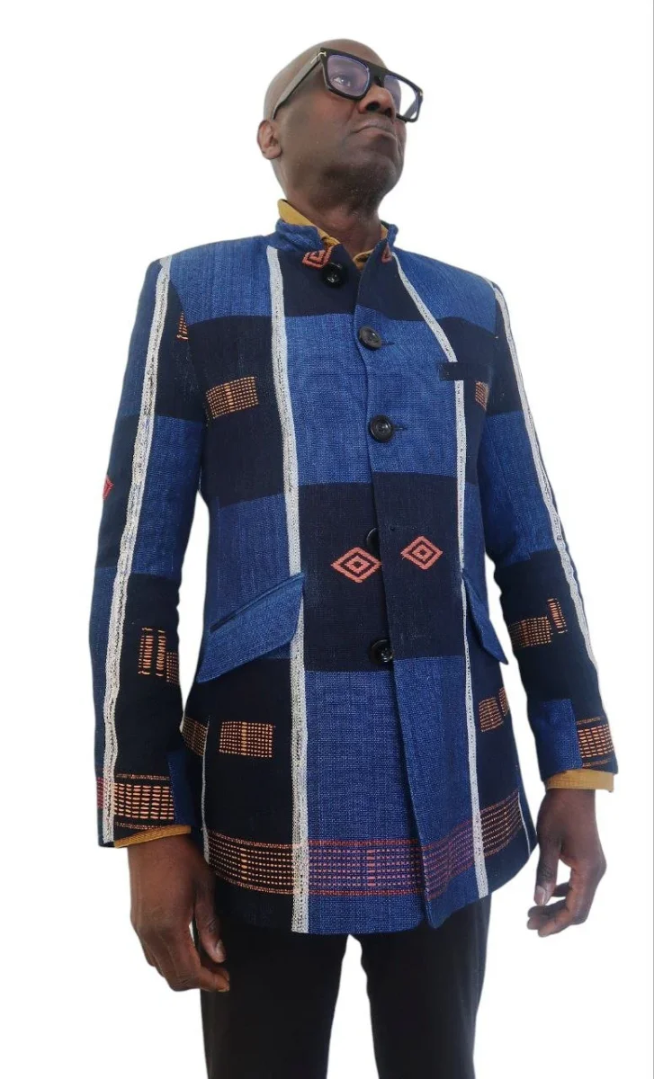 Blazer homme en pagne africain Sénoufo – coton tissé main