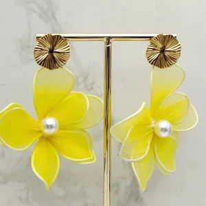 Boucle d'oreilles " Fleurs et Perles "