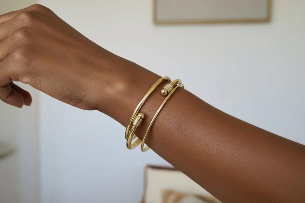 Bracelet jonc africain en bronze poli | Signature – Image 6