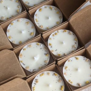 Atelier Mini-bougies fleurs séchées