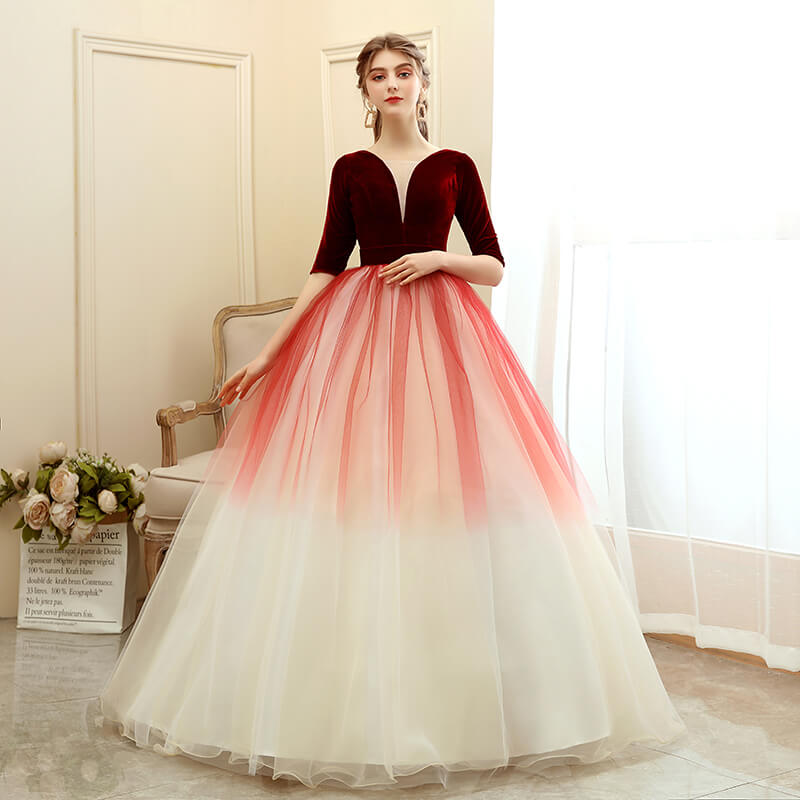 Robe de Princesse Volumineuse - Image 3