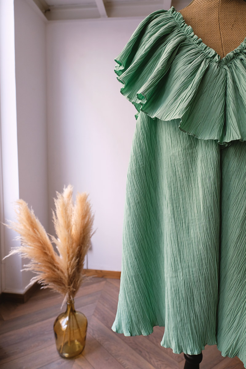 Robe verte à volants – Image 4