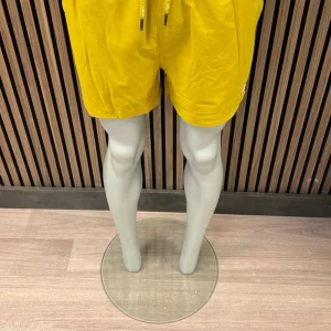 Short de bain moutarde
